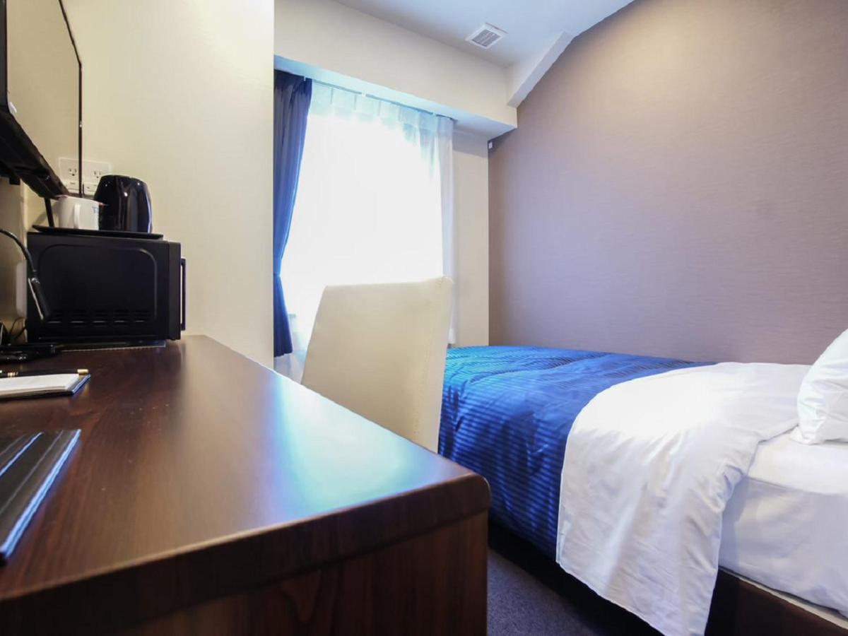 Hotel Livemax Yokohama Motomachi Ekimae Buitenkant foto